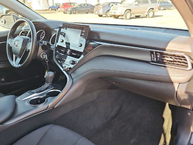 Thumbnail: 2022 Toyota Camry - 9