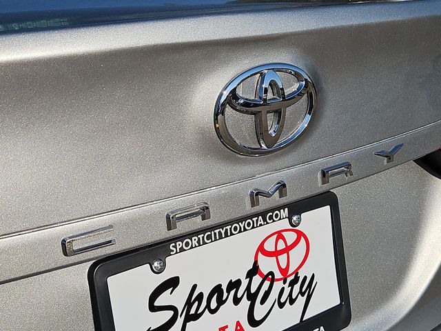 Thumbnail: 2022 Toyota Camry - 25