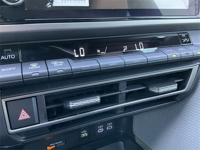 Thumbnail: 2025 Toyota Camry - 27