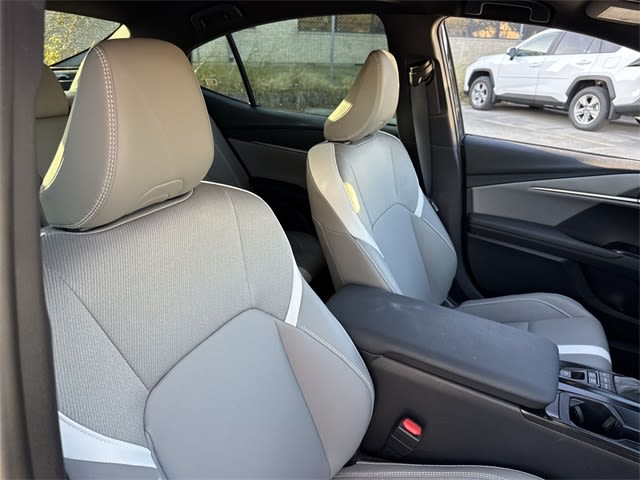 Thumbnail: 2025 Toyota Camry - 23