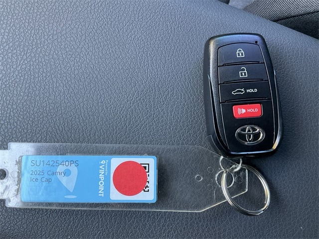 Thumbnail: 2025 Toyota Camry - 15