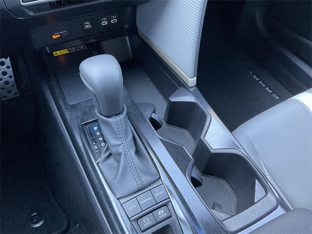 Thumbnail: 2025 Toyota Camry - 13