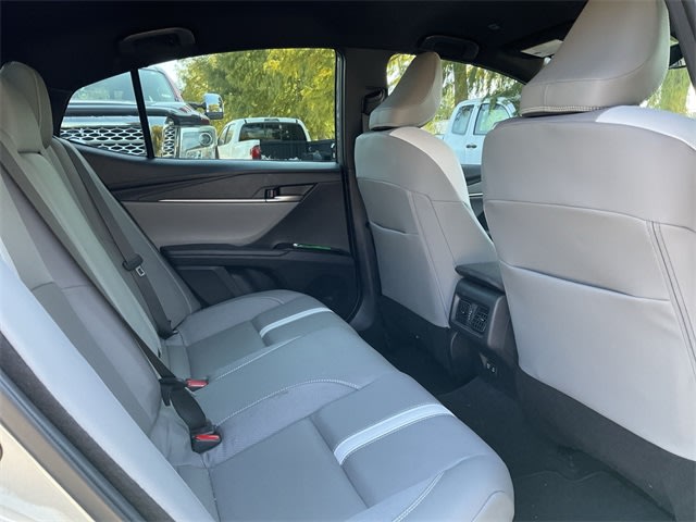 Thumbnail: 2025 Toyota Camry - 10