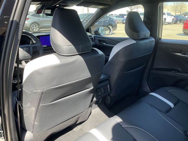 Thumbnail: 2026 Toyota Camry - 11