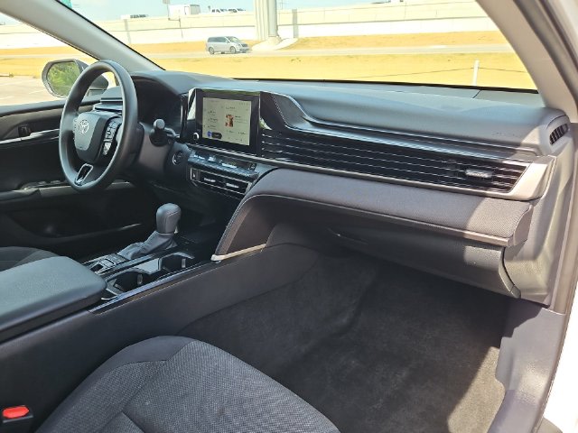 Thumbnail: 2025 Toyota Camry - 9