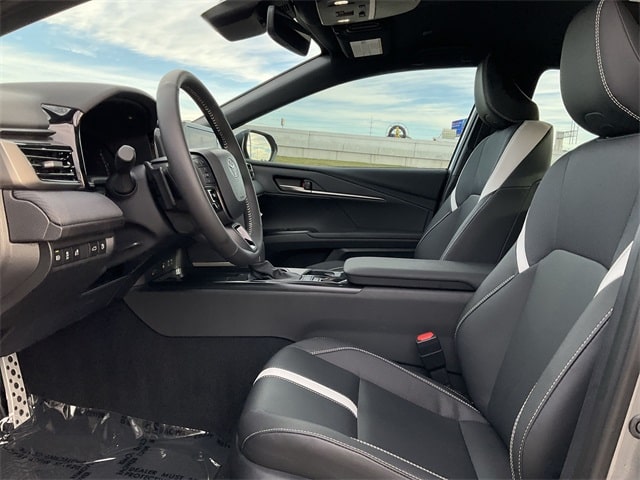 Thumbnail: 2025 Toyota Camry - 8