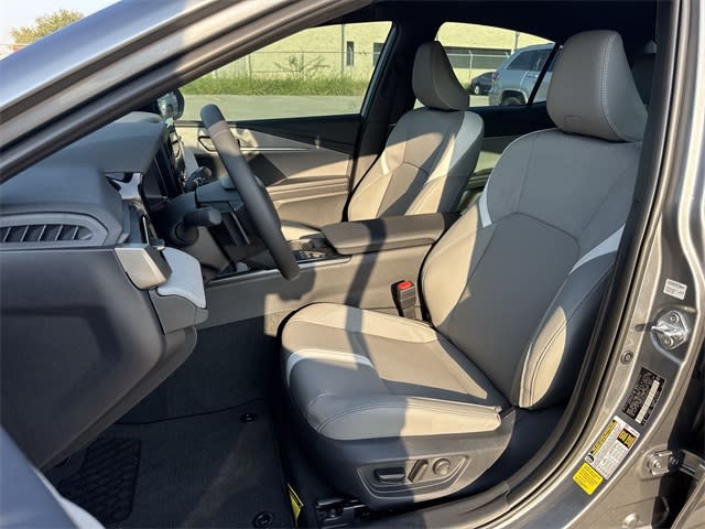 Thumbnail: 2025 Toyota Camry - 7