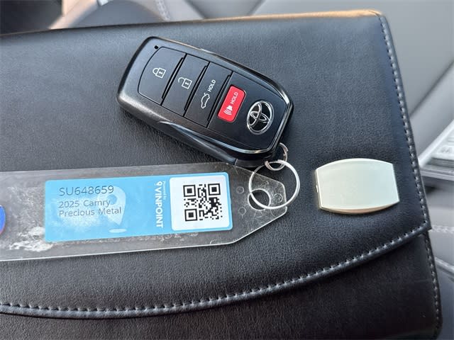 Thumbnail: 2025 Toyota Camry - 14