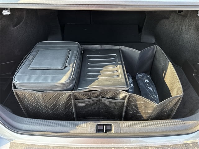 Thumbnail: 2025 Toyota Camry - 13