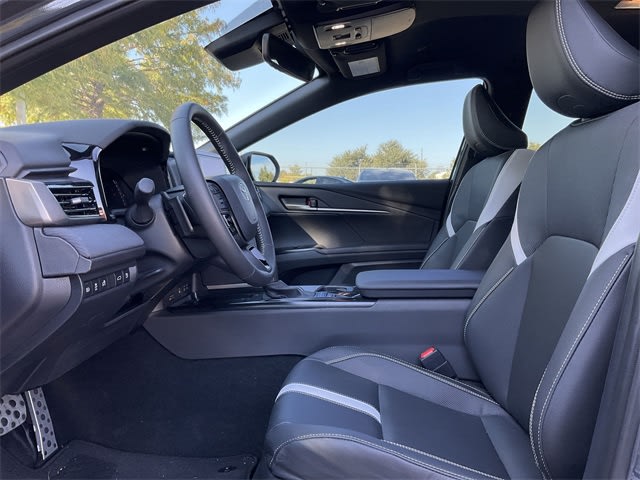 Thumbnail: 2025 Toyota Camry - 8