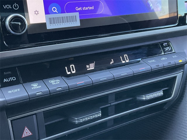 Thumbnail: 2025 Toyota Camry - 28