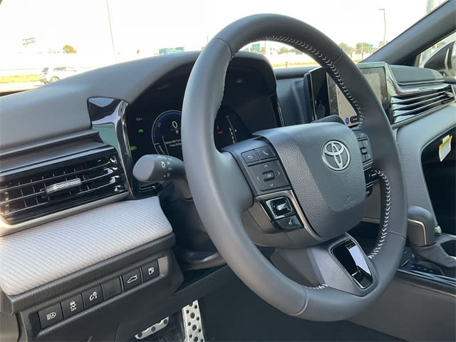 Thumbnail: 2025 Toyota Camry - 2