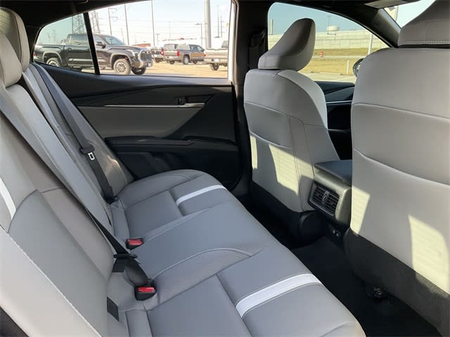 Thumbnail: 2025 Toyota Camry - 10