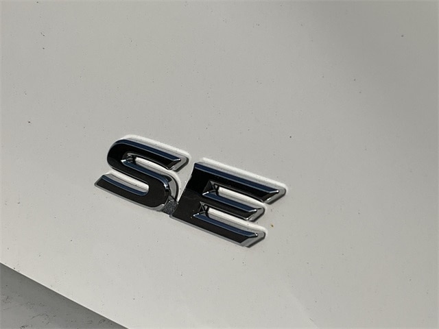 Thumbnail: 2025 Toyota Camry - 22