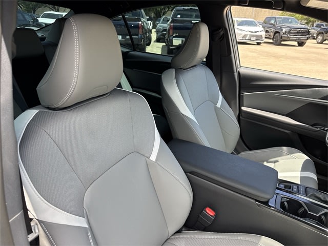 Thumbnail: 2025 Toyota Camry - 21