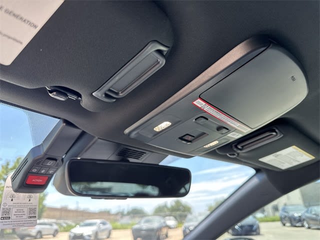 Thumbnail: 2025 Toyota Camry - 25