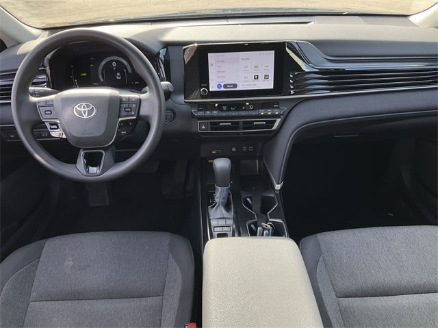 2025 Toyota Camry LE 6