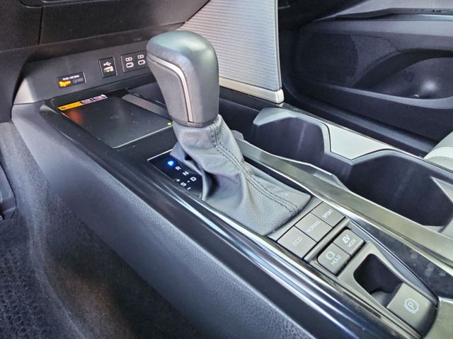 Thumbnail: 2025 Toyota Camry - 16