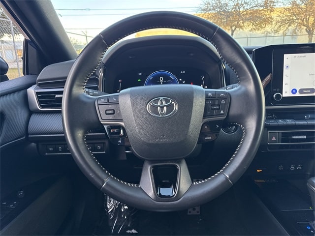 Thumbnail: 2025 Toyota Camry - 12