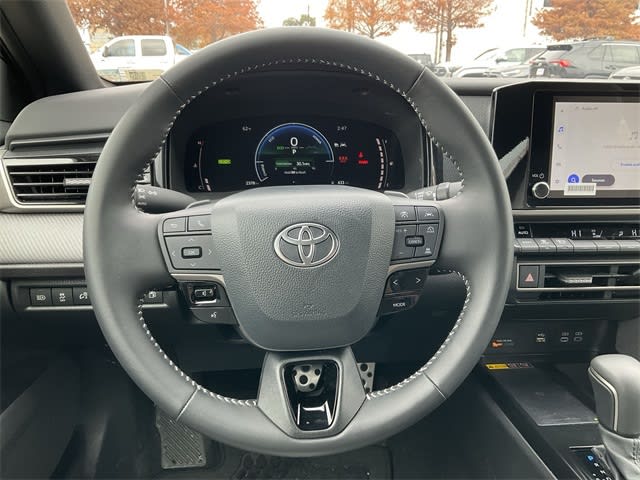 Thumbnail: 2025 Toyota Camry - 12