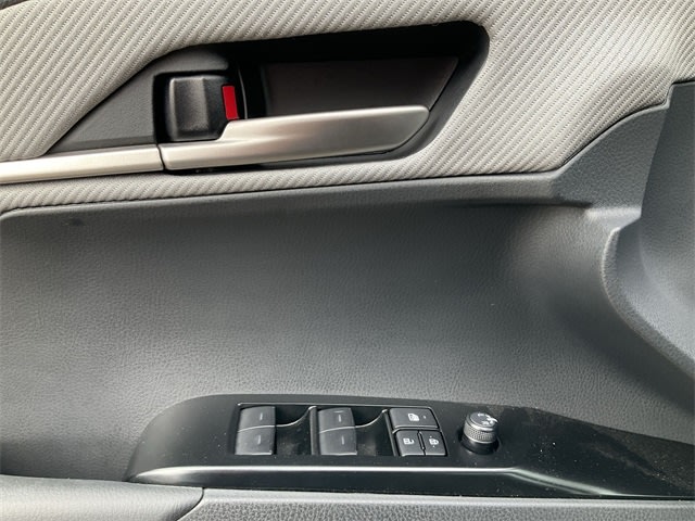 Thumbnail: 2025 Toyota Camry - 15