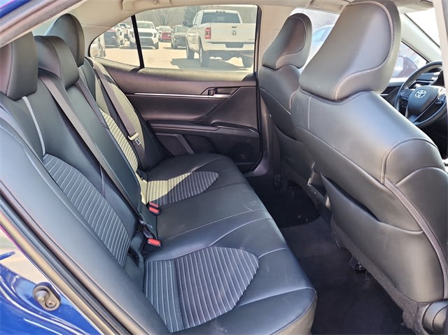 2023 Toyota Camry SE 24