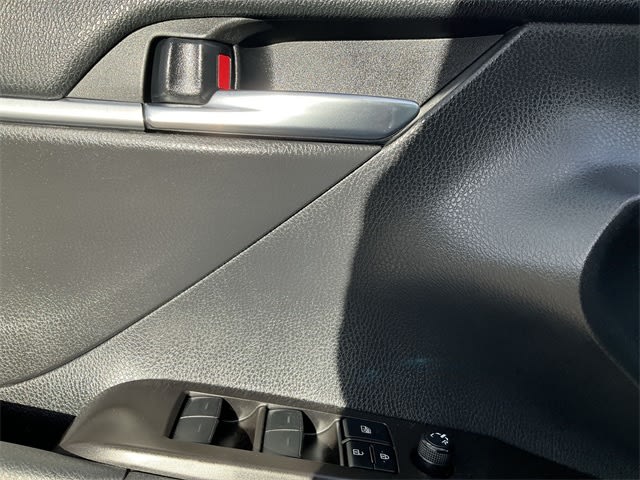 Thumbnail: 2023 Toyota Camry - 22