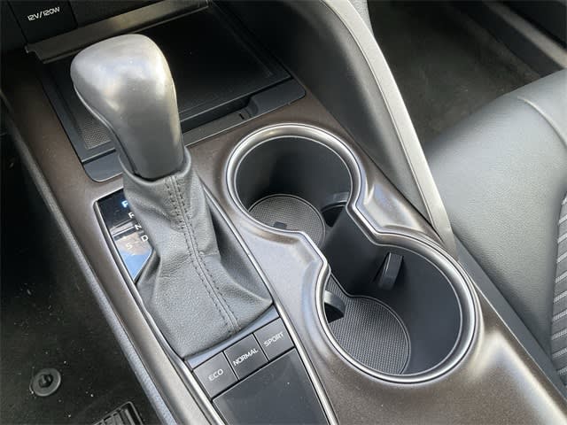 Thumbnail: 2023 Toyota Camry - 14