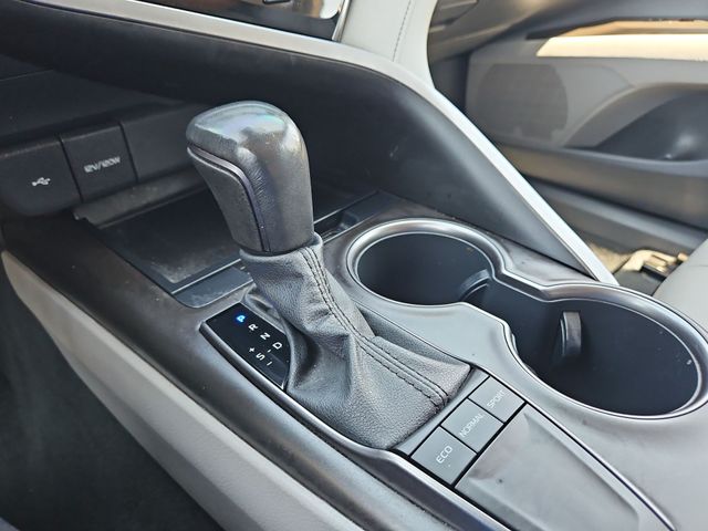Thumbnail: 2023 Toyota Camry - 16