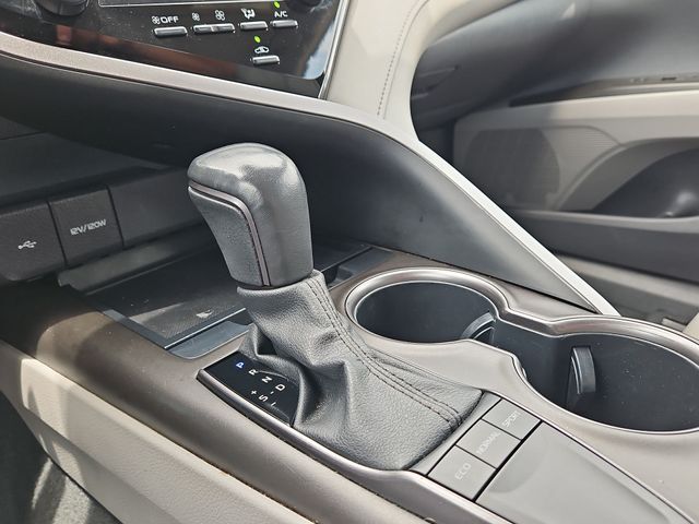 Thumbnail: 2023 Toyota Camry - 15