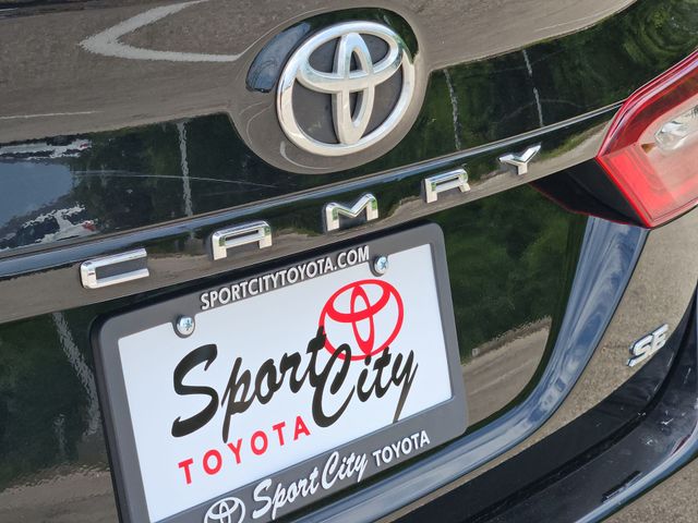 Thumbnail: 2023 Toyota Camry - 6