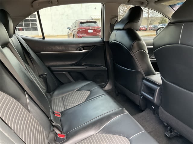 Thumbnail: 2020 Toyota Camry - 10