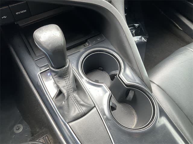 Thumbnail: 2020 Toyota Camry - 13