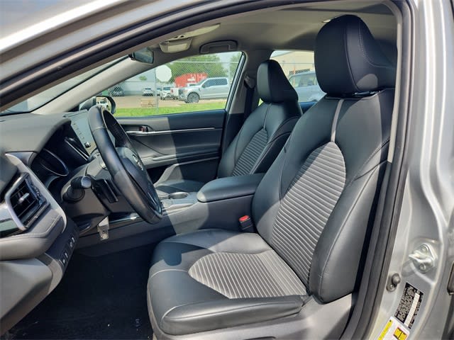 2021 Toyota Camry SE 7
