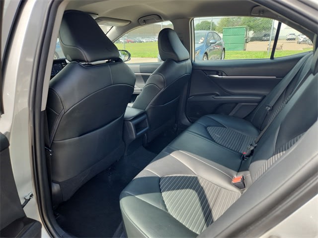 2021 Toyota Camry SE 9