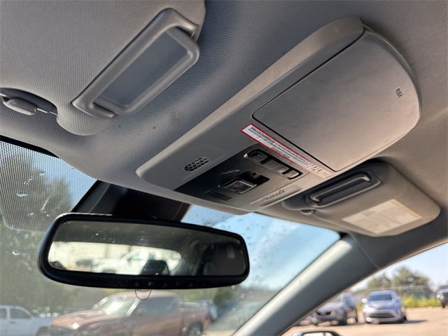 Thumbnail: 2023 Toyota Camry - 24