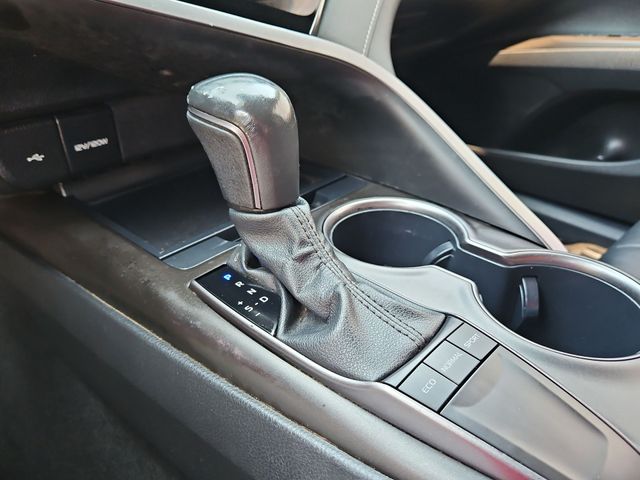 Thumbnail: 2023 Toyota Camry - 15