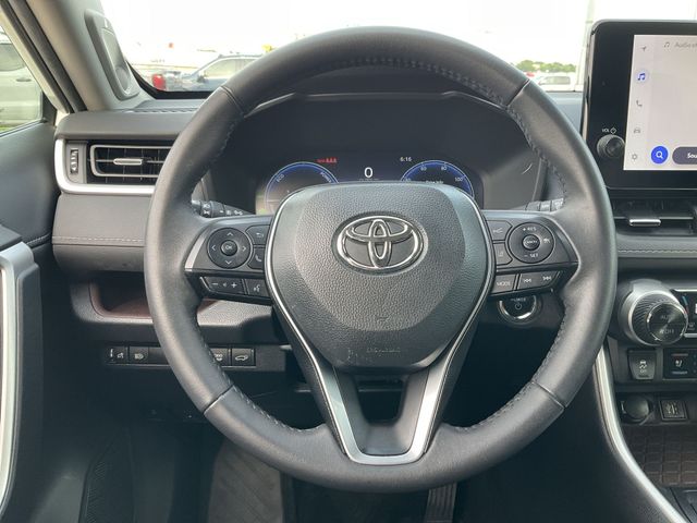 Thumbnail: 2023 Toyota RAV4 - 11