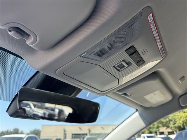 Thumbnail: 2025 Toyota RAV4 - 27