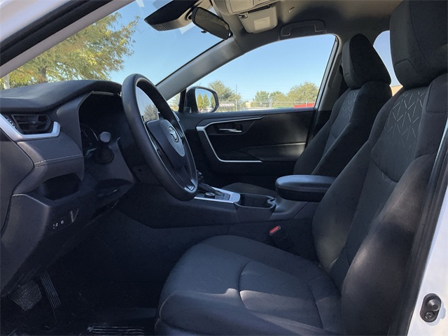 Thumbnail: 2024 Toyota RAV4 - 9