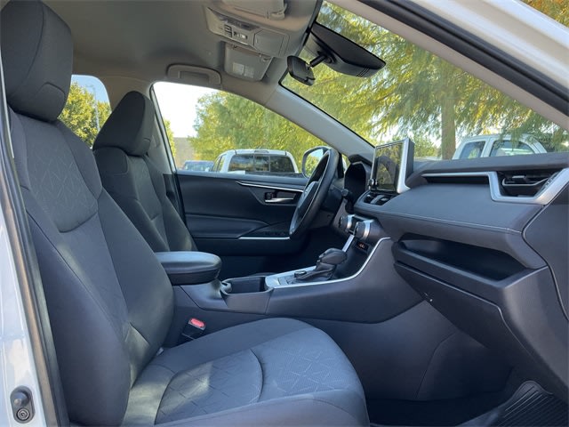 Thumbnail: 2024 Toyota RAV4 - 24