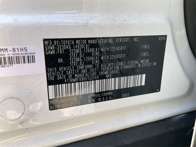 Thumbnail: 2024 Toyota RAV4 - 17