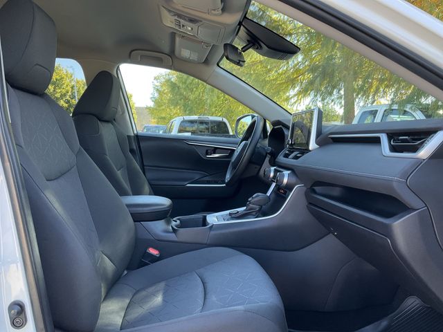 Thumbnail: 2024 Toyota RAV4 - 24