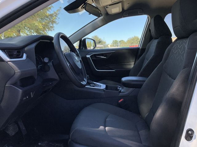 Thumbnail: 2024 Toyota RAV4 - 9