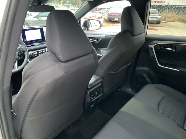 Thumbnail: 2024 Toyota RAV4 - 9