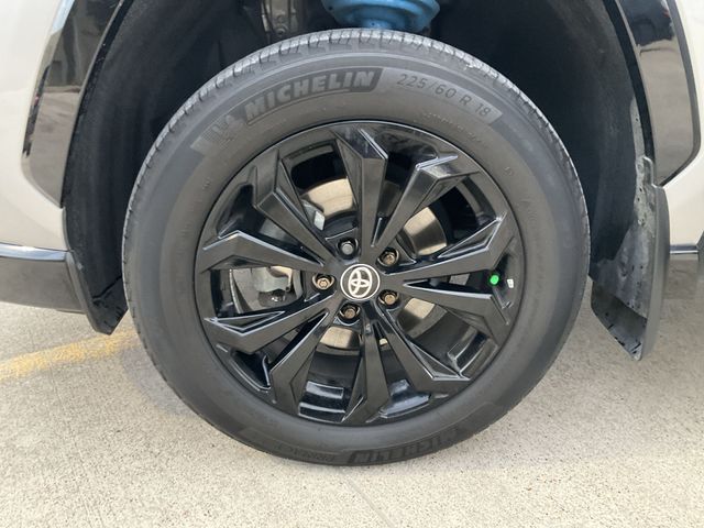 Thumbnail: 2024 Toyota RAV4 - 5