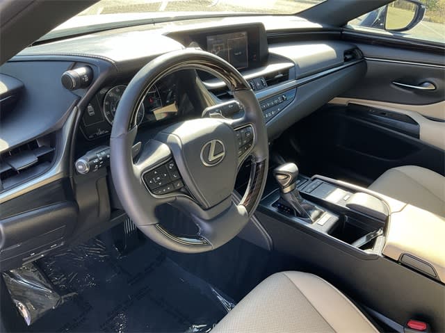 2021 Lexus ES 350 2