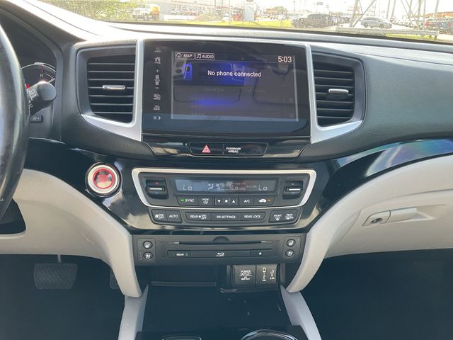 Thumbnail: 2018 Honda Pilot - 12