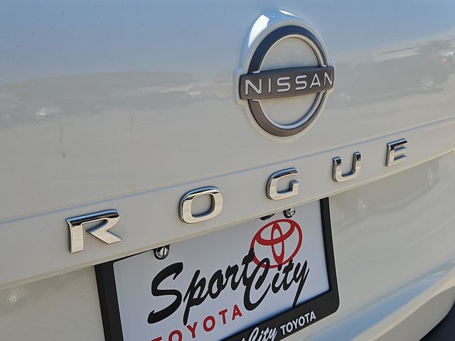 Thumbnail: 2023 Nissan Rogue - 6