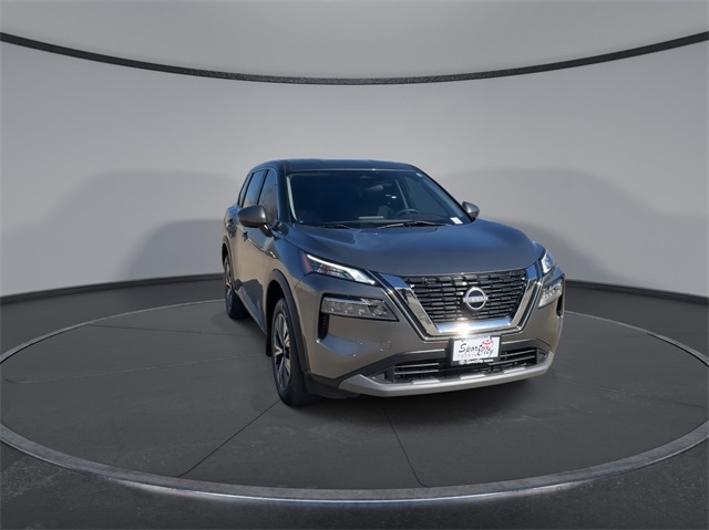 2022 Nissan Rogue SV 5